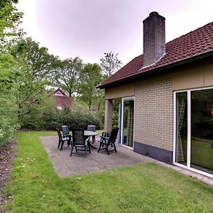 Cozy Holiday Home With A Garden Near Zwolle 달프센 Exterior photo