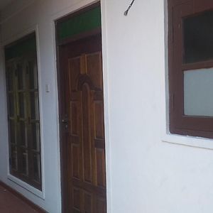 Vijaya Home 하톤 Exterior photo