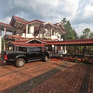 Rafting Reach Layathraa 호텔 나왈라피티야 Exterior photo