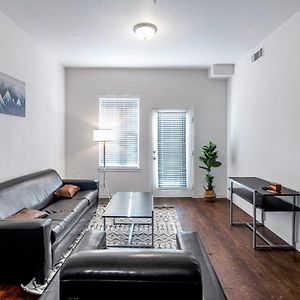 3Bdrm Apartment 2 Blocks Away From Unc With Gym 그릴리 Exterior photo