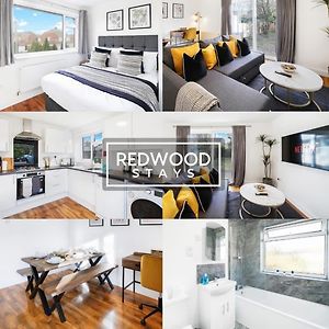 Cozy 3 Bed House With X2 Free Parking By Redwood Stays 판버러 Exterior photo