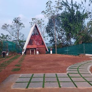 Rain Dreams Resorts Thekkumkara Exterior photo