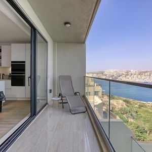 Designer 2Br Home With Stunning Views In St Pauls By 360 Estates 세인트폴스베이 Exterior photo