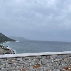 Panoramic View Of Laconic Sea 코쿨라 Exterior photo