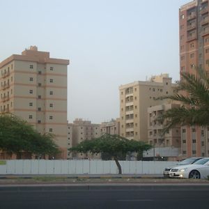 레드 타워 퍼니스드 아파트먼트 Mahboula Exterior photo