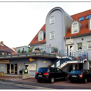 호텔-카페 뎀링 란데르자커 Exterior photo