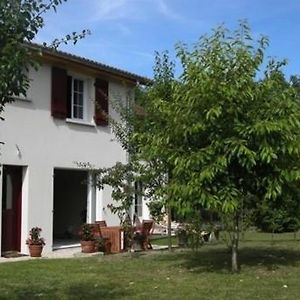 Poissons Au Saint-Amand B&B Exterior photo