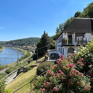 Saechsische-Schweiz-Ferienhaus-Wohnung-1-Mit-Elbblick-Sauna-Und-Kamin 쾨닉슈타인 안 데어 엘베 Exterior photo