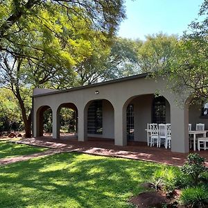 Featherwood Farm & Nyala Lodge Rayton Exterior photo