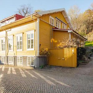 Outstanding Apartment Close To Gothenburg 쿵엘브 Exterior photo