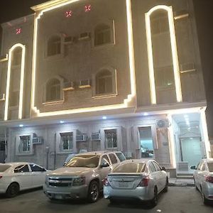 شقق المجد للشقق المخدومة 알크호바르 Exterior photo