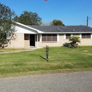 Tranquil Getaway Near Downtown Nederland Tx 빌라 Exterior photo