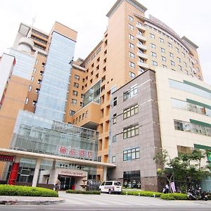 샤토 드 신 신좡 호텔 Exterior photo