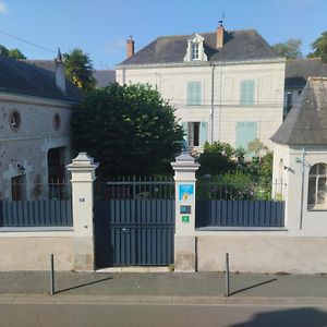 Les Orkys De Loire 호텔 Chalonnes-sur-Loire Exterior photo