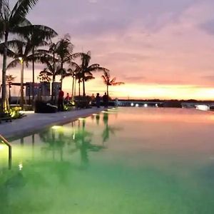 Infinity Pool Apartment With Stunning Sunset View - Gm Remia Residence Ambang Botanic 클랑 Exterior photo