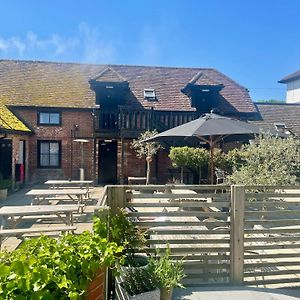 The Selsey Arms 호텔 West Dean Exterior photo