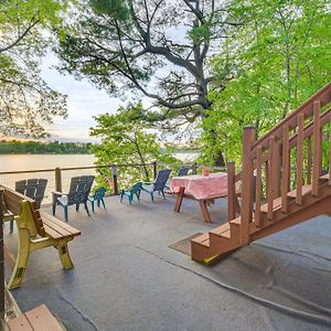 Lakefront Family Retreat With Private Dock! 라이스 레이크 Exterior photo