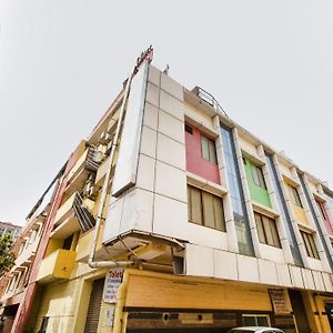 캐피탈 O75993 호텔 샨티 니바스 벵갈루루 Exterior photo