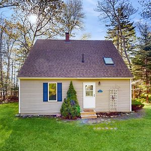 Serenity Cove Cottage 캠던 Exterior photo