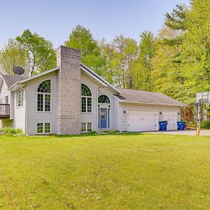 Wausau Home With Deck Near Rib Mountain State Park! Exterior photo