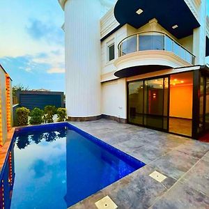 Peaceful Holiday Villas-Rooms-Barbecue 베렉 Exterior photo