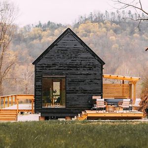 Frenchburg Modern Cabin Nestled On 40 Acres With Hot Tub 빌라 Exterior photo