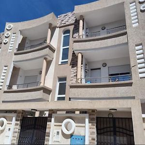 마흐디아 Dar Dhiafa Mayar -دار الضيافة ميار 아파트 Exterior photo