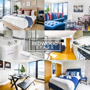 Penthouse Apartment In Town Centre, Free Parking & Balcony By Redwood Stays 캠벌리 Exterior photo