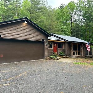 Glenfield Camp Pinecone In Brantingham, Ny 빌라 Exterior photo