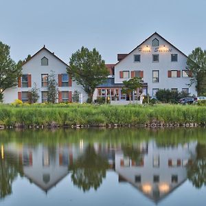 Landhotel Seerose 랑겐젠 Exterior photo