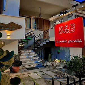 Le Sorelle Gemelle B&B 테라모 Exterior photo