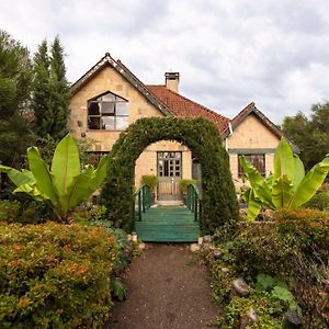 Mount Kenya Farm Stay 나뉴키 Exterior photo