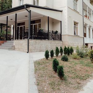 Tskaltubo Apartments Exterior photo