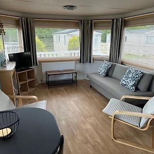 론서스턴 Lazy Days Cornwall Devon Border Chapmanswell Caravan Park 아파트 Exterior photo