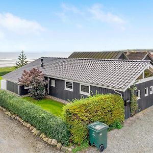 Beautiful Home In Bjert With Kitchen Sønder Bjert Exterior photo