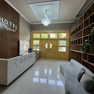 Hotel Kaloshi 티라나 Exterior photo