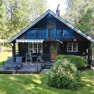 Naturnahes Familienfreundliches Ferienhaus Mit Sauna Und Trampolin Und Kajak 노텔리아 Exterior photo