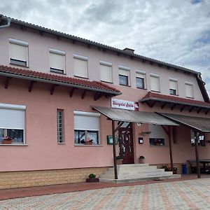 Zalaszentbalazs Hangulat Szallo B&B Exterior photo