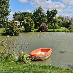 Fromelles Chambre D Hotes Le Pigeonnier B&B Exterior photo