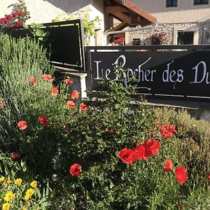 Le Glaizil Le Rocher Des Ducs, Vue Sur Montagne, Abris Voitures Et Motos B&B Exterior photo