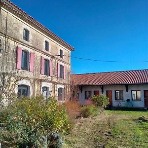 Vouzan L'Oree Du Bois B&B Exterior photo