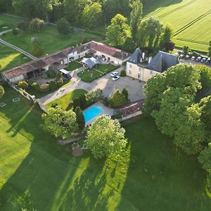 Chateau De La Vallade 호텔 Saint-Porchaire Exterior photo