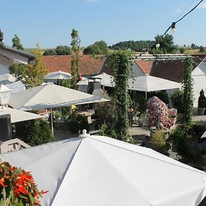 Kueffner Hof 호텔 Langenbeutingen Exterior photo