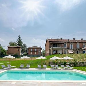 Calosso Il Sogno Di Elisa Country House 빌라 Exterior photo