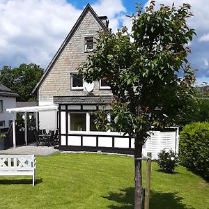 Landhaus Augenblicke In Olsberg - Modernes Ferienhaus Mit Garten 빌라 Exterior photo