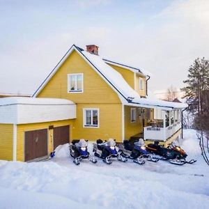 Blattniksele Gemuetliches Ferienhaus In Der Wildnis Lapplands 빌라 Exterior photo