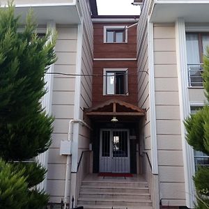 Halic Apartmani Inn 얄로바 Exterior photo