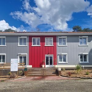 Coimères Le Nid Cabailla B&B Exterior photo