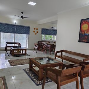 Onyx3, Best 3Bhk Luxury Home Stay Thrissur - 7Elysee Homes Exterior photo