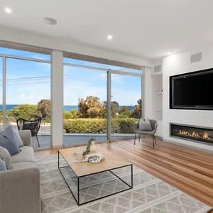 Mordialloc Luxury Beach House With Bay Views, Rooftop & Lift 빌라 Exterior photo